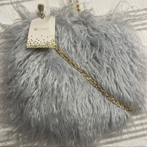 Winter Chic Silver Faux Fur Crossbody Gold Chain Purse NWT Disco 90s